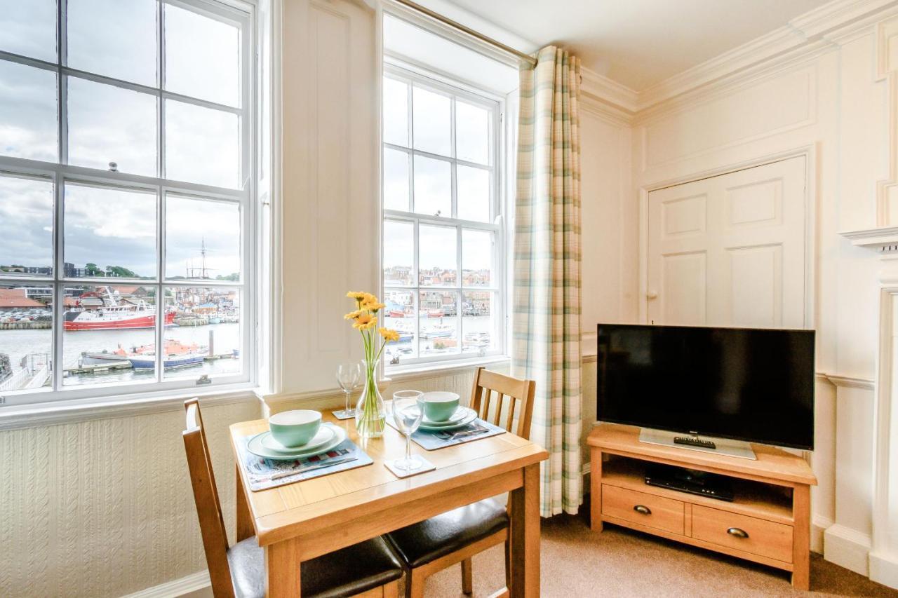 What A View At Quayside Apartment Whitby Exterior photo